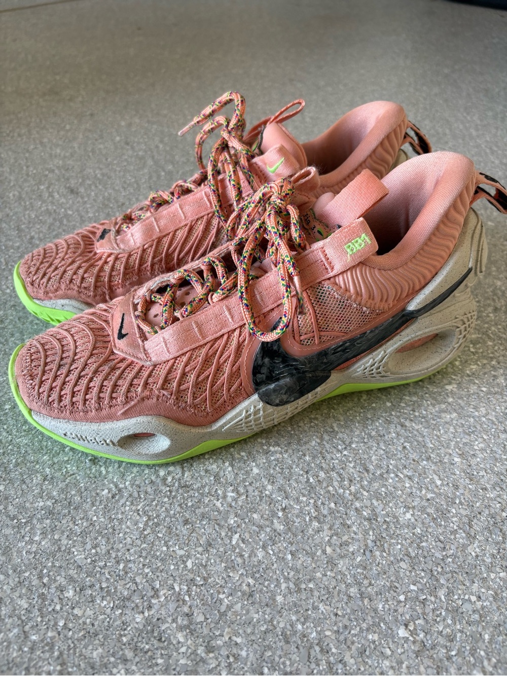 Nike Cosmic Unity "Apricot Agate" / "Pomegranate" woman’s size 7